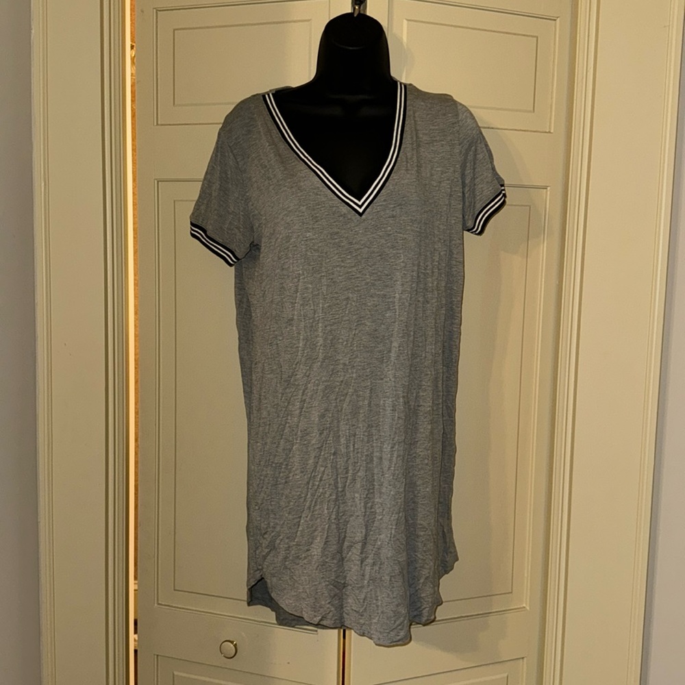 Amaryllis night gown